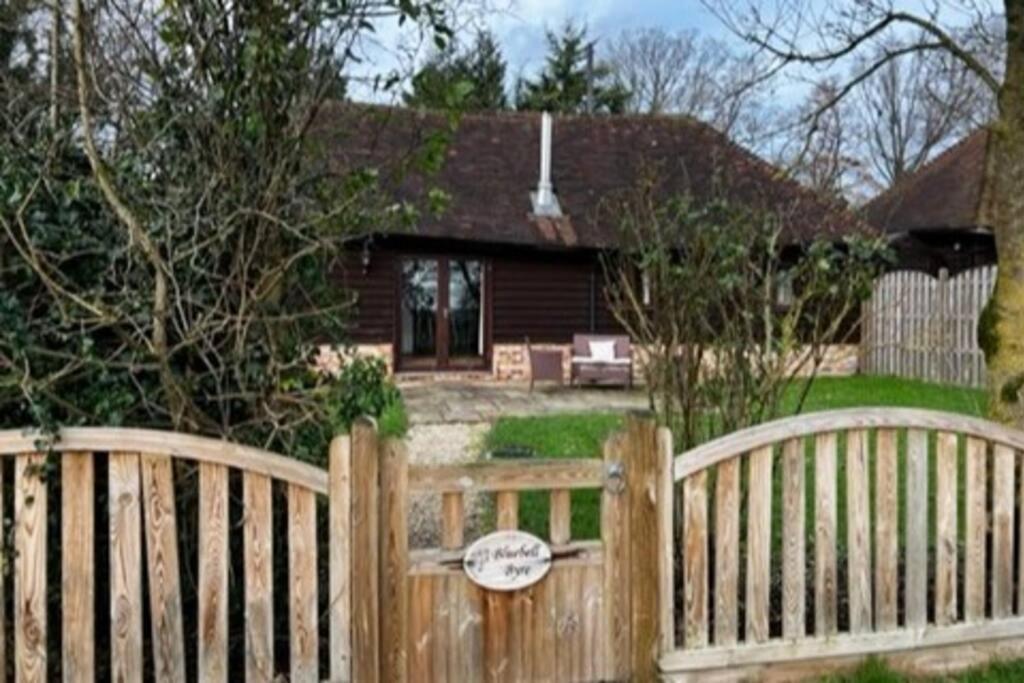 Charming Picturesque Cottage - Nr Tenterden & Rye, Pets Welcomed Rolvenden Exterior photo